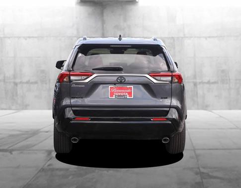 2025 Toyota RAV4 Hybrid SE