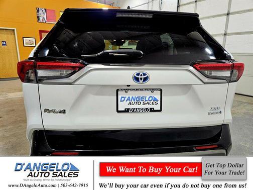 2020 Toyota RAV4 Hybrid SE