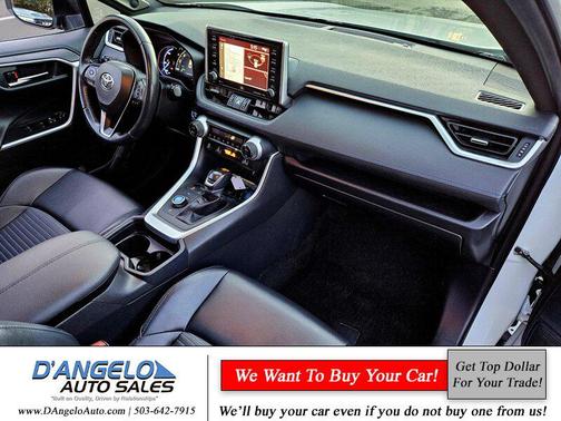 2020 Toyota RAV4 Hybrid SE