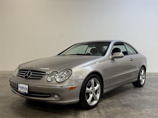 Pewter Silver Metallic 2004 Mercedes-Benz CLK-Class 320