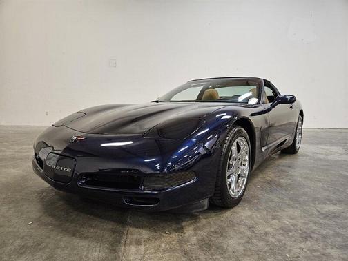 Navy Blue Metallic 2000 Chevrolet Corvette Base