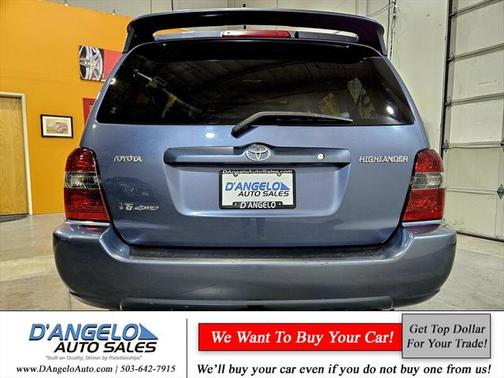 2004 Toyota Highlander Base