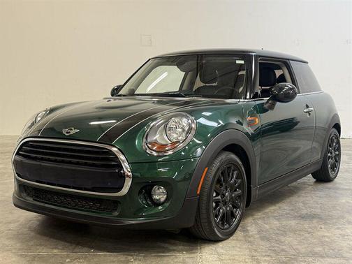 British Racing Green II Metallic 2017 MINI Hardtop Cooper