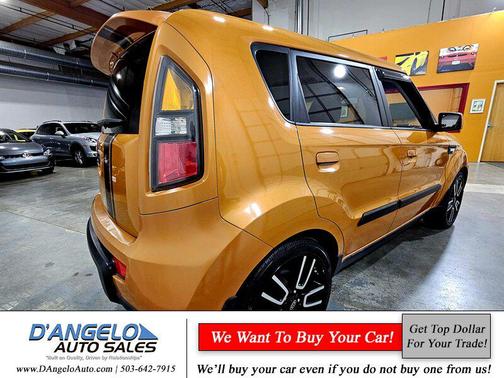 2010 Kia Soul +