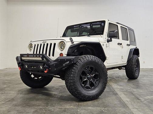 Stone White Clear Coat 2009 Jeep Wrangler Unlimited X SUV
