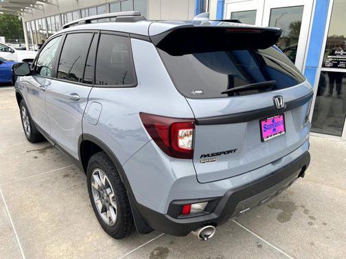Sonic Gray Pearl 2023 Honda Passport AWD TrailSport
