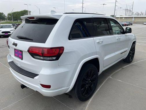 2019 Jeep Grand Cherokee Altitude