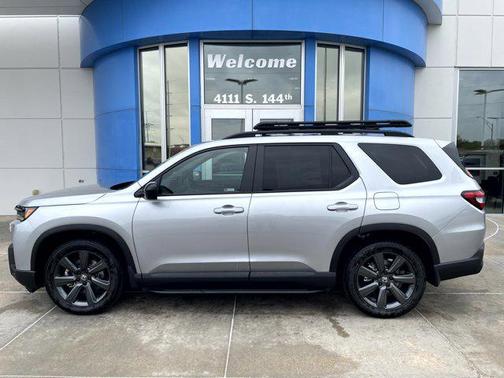 Solar Silver Metallic 2026 Honda Pilot Sport