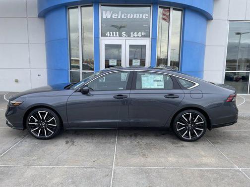 2025 Honda Accord Hybrid Touring