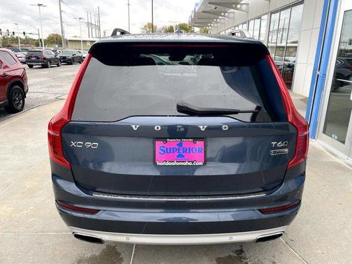 2018 Volvo XC90 T6 Momentum