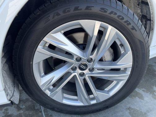 2021 Audi Q7 55 Premium Plus