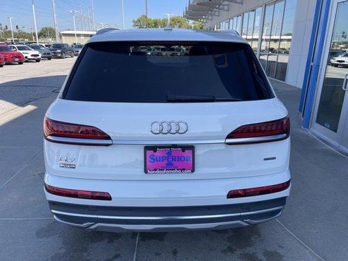2021 Audi Q7 55 Premium Plus