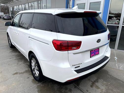 2020 Kia Sedona LX