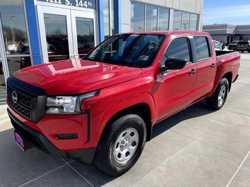 2022 Nissan Frontier S