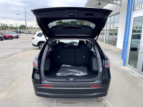 Crystal Black Pearl 2027 Honda HR-V LX