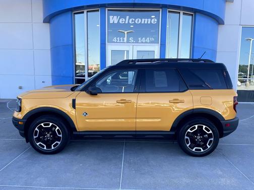 Cyber Orange Metallic Tricoat 2022 Ford Bronco Sport Outer Banks