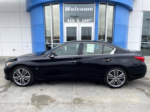 2015 INFINITI Q50 Premium