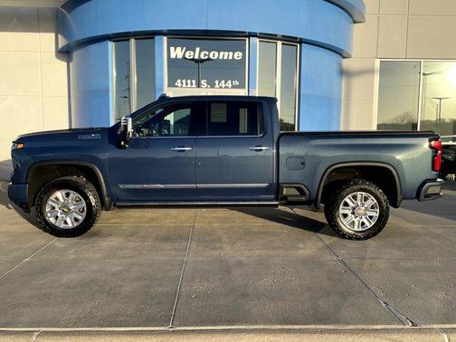 2024 Chevrolet Silverado 3500 High Country