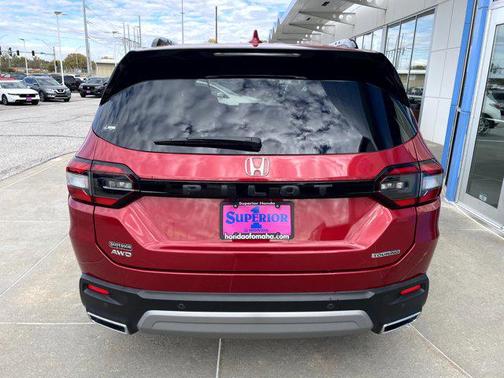 2023 Honda Pilot Touring 8-Passenger