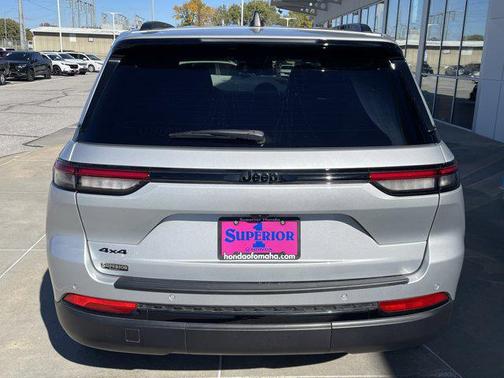 2024 Jeep Grand Cherokee Altitude
