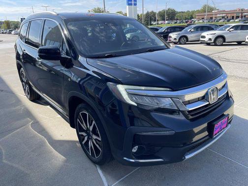 2019 Honda Pilot Touring 8-Passenger