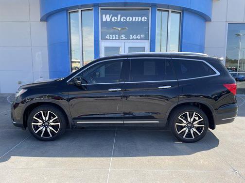 2019 Honda Pilot Touring 8-Passenger