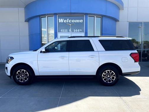 Oxford White 2022 Ford Expedition Max XLT