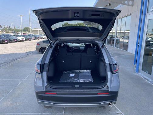 Urban Gray Pearl 2026 Honda HR-V AWD Sport