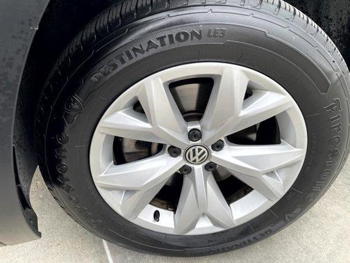 2019 Volkswagen Atlas 3.6L SE w/Technology