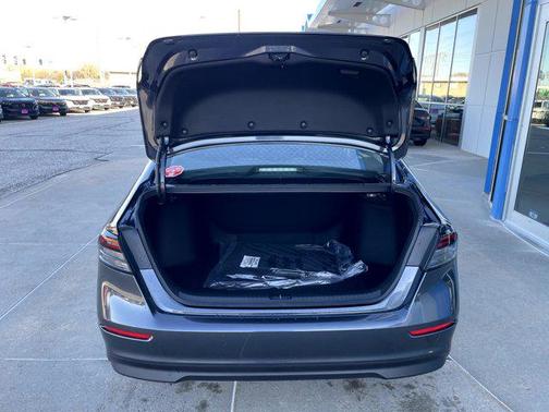 2025 Honda Accord LX 1.5T