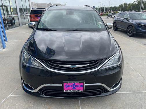 2019 Chrysler Pacifica Hybrid Limited