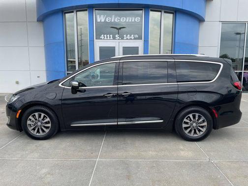 2019 Chrysler Pacifica Hybrid Limited