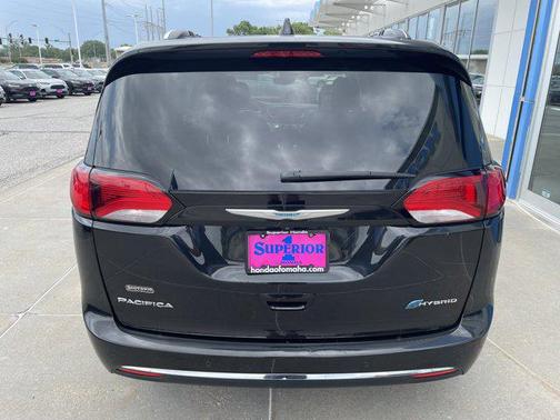 2019 Chrysler Pacifica Hybrid Limited