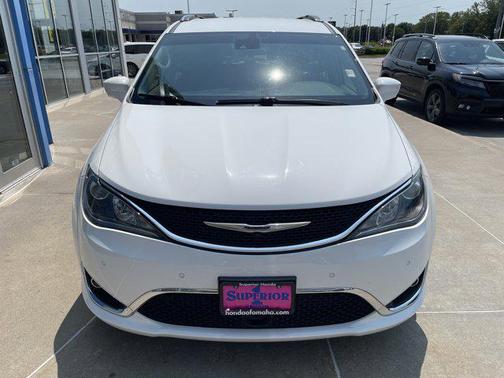 2020 Chrysler Pacifica Touring-L Plus