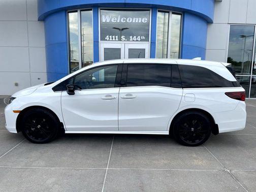 White WX BK 2025 Honda Odyssey Sport-L