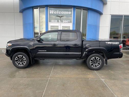 2020 Toyota Tacoma SR