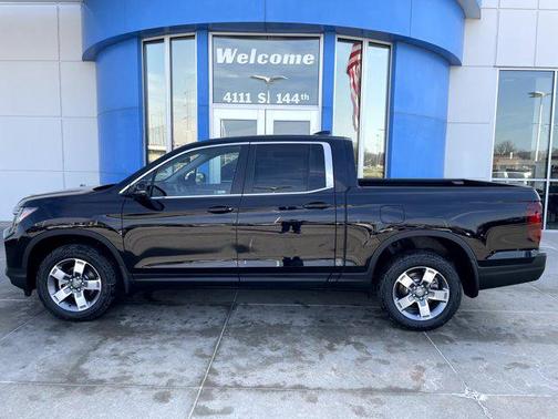 Crystal Black Pearl 2026 Honda Ridgeline RTL