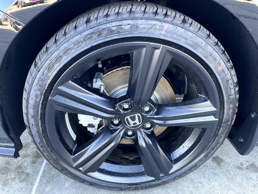 Crystal Black Pearl 2026 Honda Accord Hybrid Sport-L