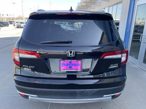 2022 Honda Pilot AWD Elite