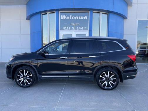 2022 Honda Pilot AWD Elite