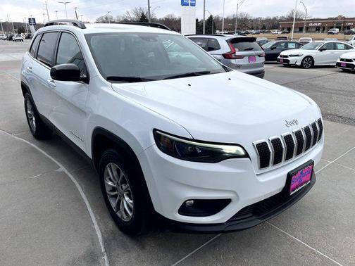 2022 Jeep Cherokee Latitude Lux