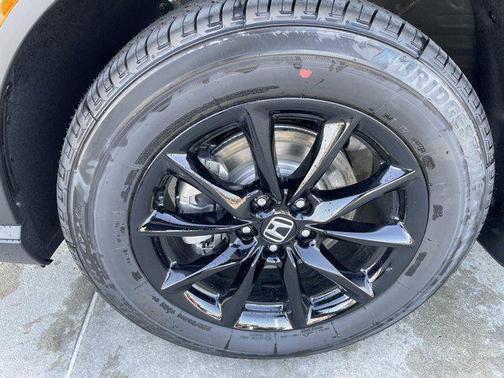 Crystal Black Pearl 2026 Honda CR-V Hybrid Sport-L AWD