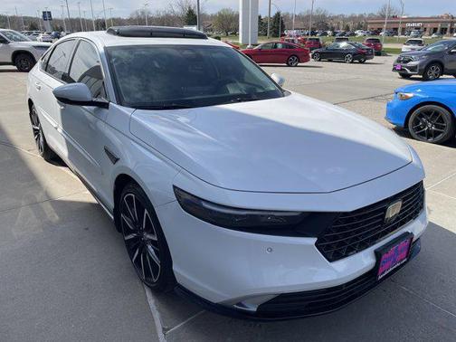 2023 Honda Accord Hybrid Touring