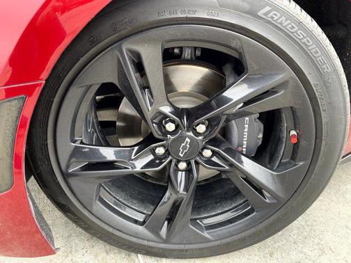 2021 Chevrolet Camaro RWD Coupe LT1