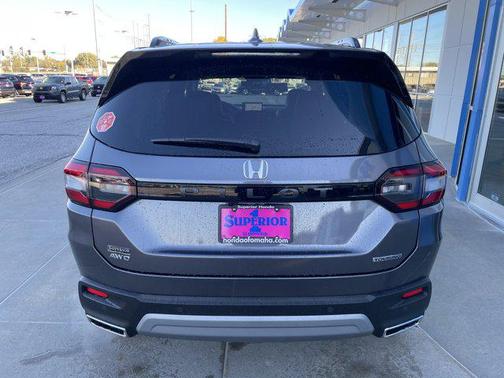 2025 Honda Pilot Touring 8-Passenger