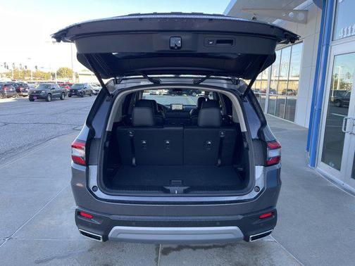 2025 Honda Pilot Touring 8-Passenger