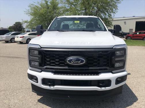 2025 Ford F-350 XL