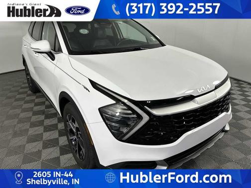 Glacial White Pearl 2024 Kia Sportage EX