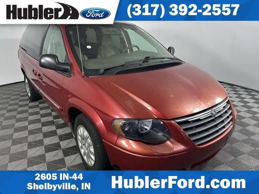 Inferno Red Crystal Pearlcoat 2005 Chrysler Town & Country Touring
