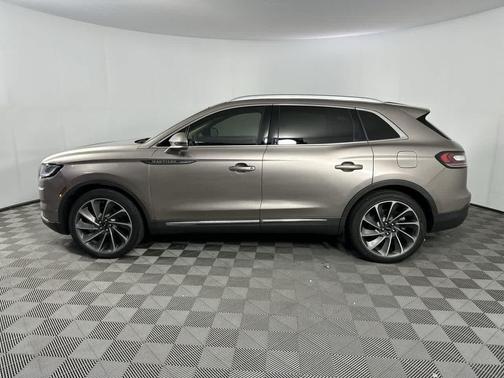 2021 Lincoln Nautilus Reserve